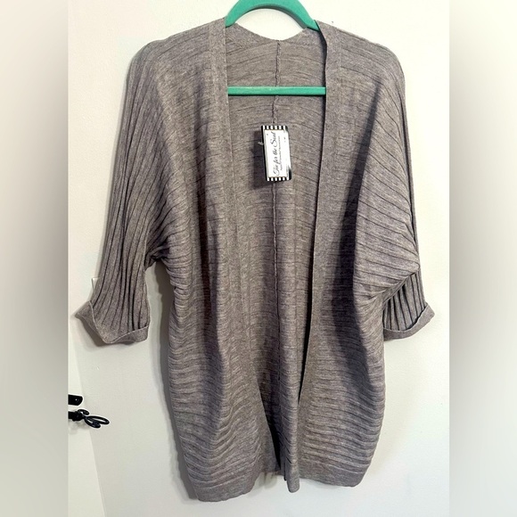Sweaters - Oversized open front grey ribbed cardigan size Medium NWT